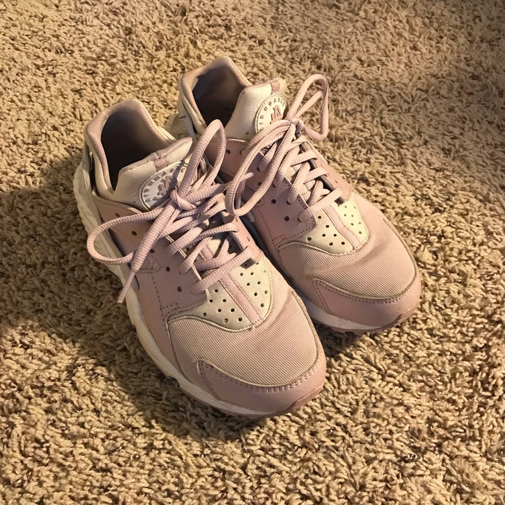 Women’s Nike Air Huarache